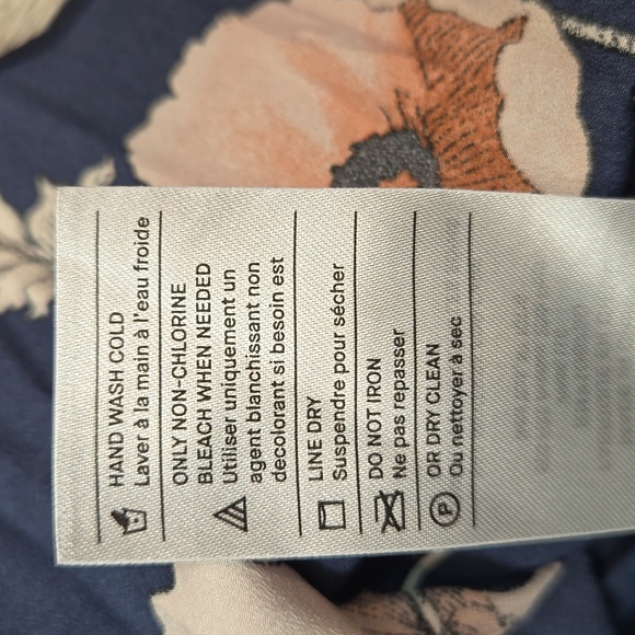 Vince navy blue Tossed Poppy 3/4 sleeve pleated blouse, size XXS - Picture 12 of 13